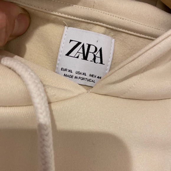 cream  hoodie - Picture 3 of 3